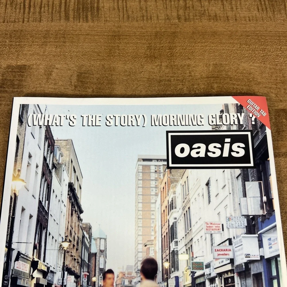 OASIS: (WHAT'S THE STORY) MORNING GLORY?‎ Hal Leonard Guitar Tablature Songbook